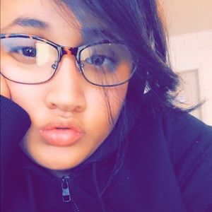 Meet your Posher, Linda